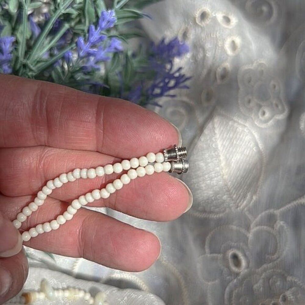 Vintage Natural Mother of Pearl Bead Surfer Necklace - Picture 5 of 7